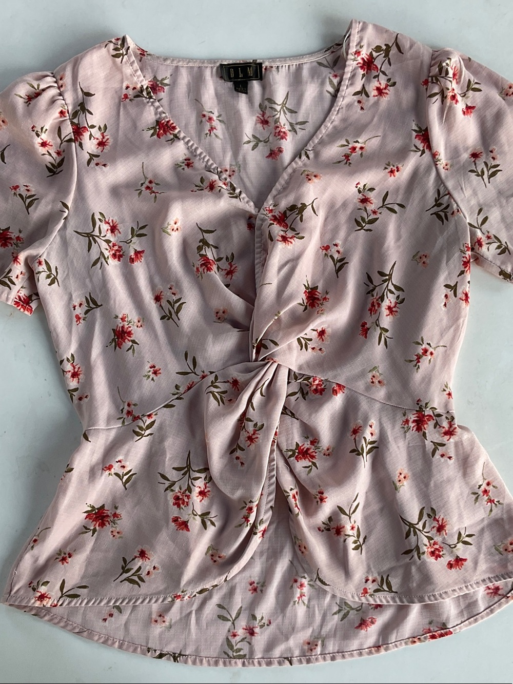Women's Light Pink Twist-Front Floral Blouse